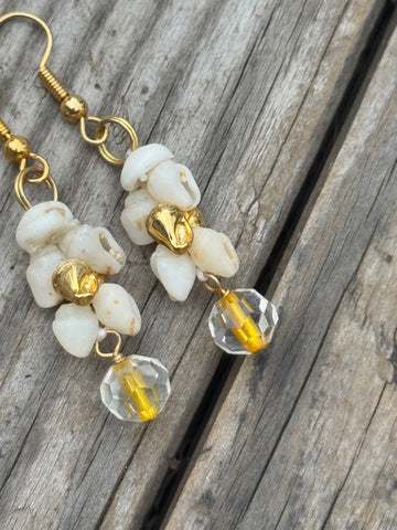 MM SALE! NIIHAU SHELL EARRING