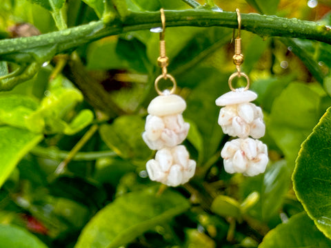 NIIHAU SHELL CROWNFLOWER EARRINGS (#146)