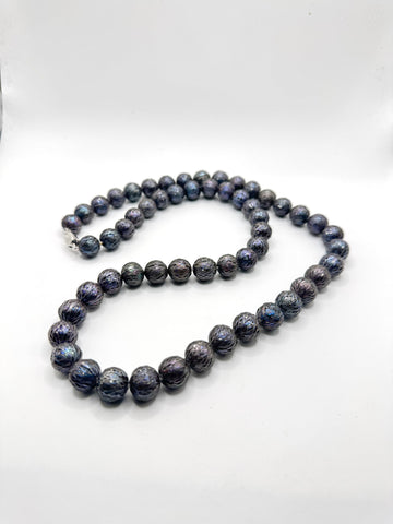 27 INCH BLACK CARVED EDISON PEARL NECKLACE (11-13mm)