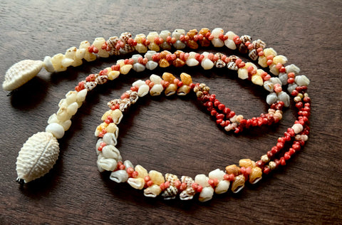 VERY RARE! NIIHAU SHELL HELECONIA NECKLACE (23.5”)