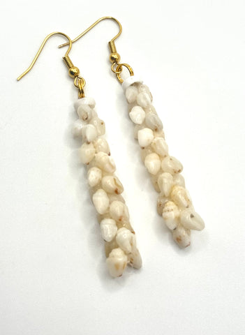 LONG NIIHAU SHELL PĪKAKE EARRING