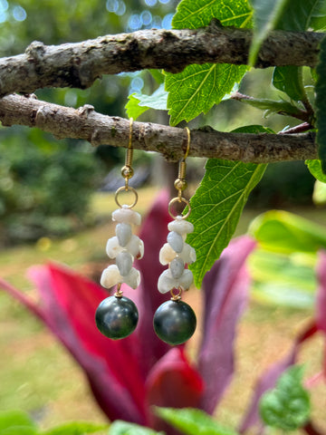 TAHITIAN PEARL + NIIHAU MOMI PĪKAKE EARRING (10mm)