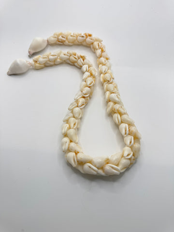 NIIHAU ALILE’A LEI (21 INCH)